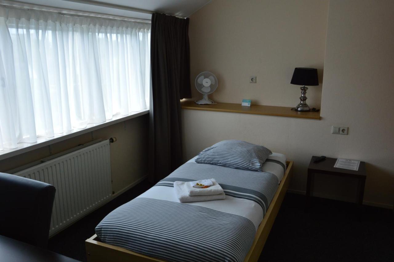 Hotel Pico Rozenburg エクステリア 写真